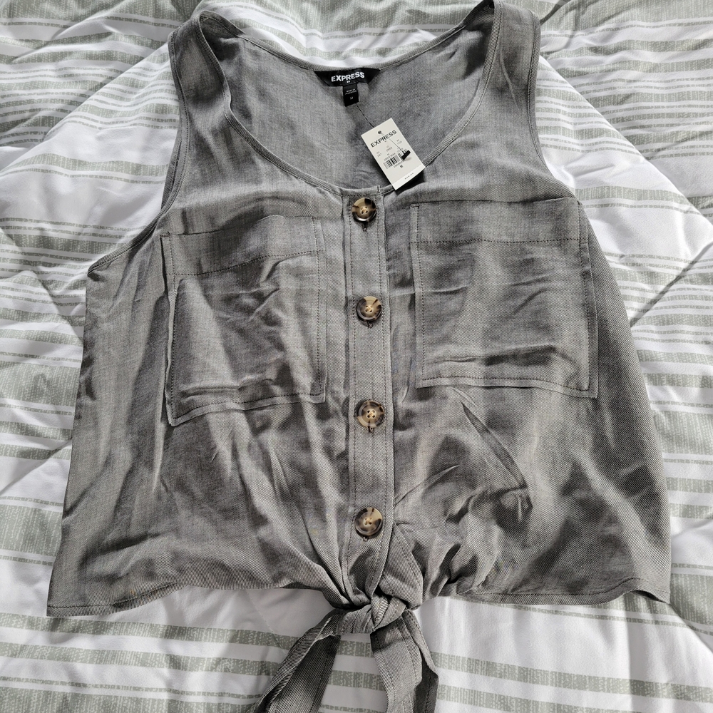 Express Gray Sleeveless Button-Down Tank